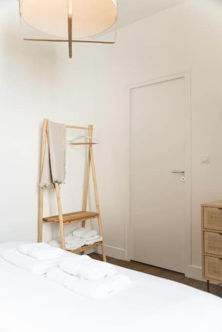 Superbe Appartement En Rdc Proche Marche Central La Rochelle  Buitenkant foto